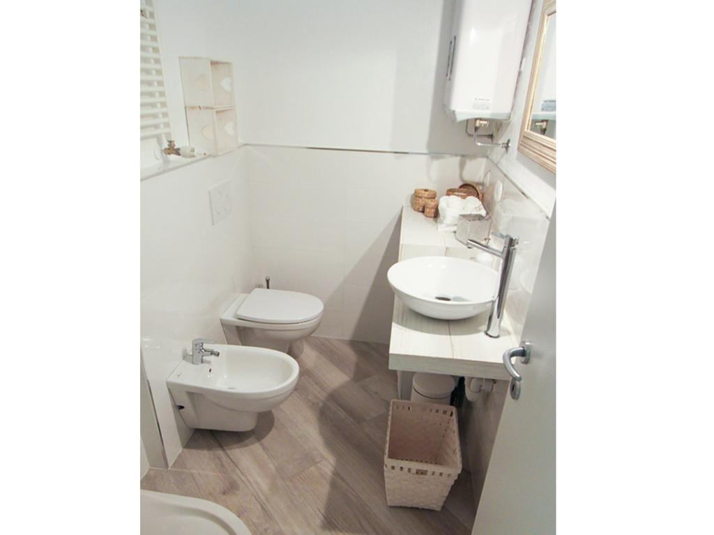 Les Suites Di Парма Стая снимка